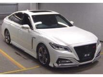 2019 Toyota Crown Hybrid