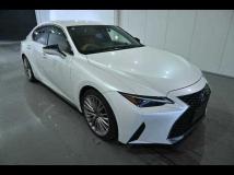 2021 Lexus IS
