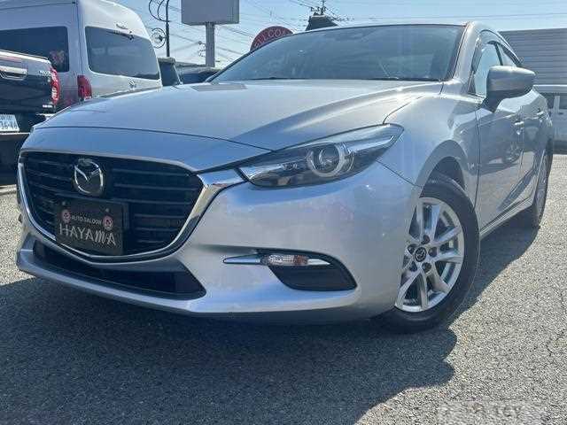 2017 Mazda Axela