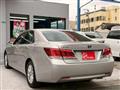 2013 Toyota Crown Hybrid