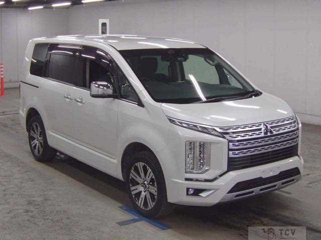 2019 Mitsubishi Delica D5