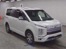 2019 Mitsubishi Delica D5
