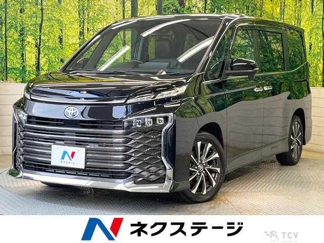 2022 Toyota Voxy