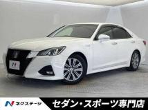 2017 Toyota Crown Hybrid