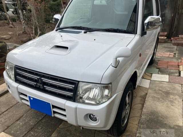 2009 Mitsubishi Pajero Mini