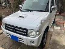 2009 Mitsubishi Pajero Mini