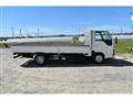2005 Isuzu Elf Truck
