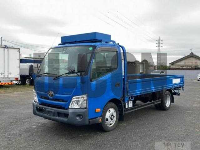 2022 Toyota Dyna Truck