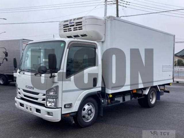2020 Isuzu Elf Truck