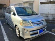2006 Toyota Noah