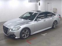 2019 Toyota Crown Hybrid