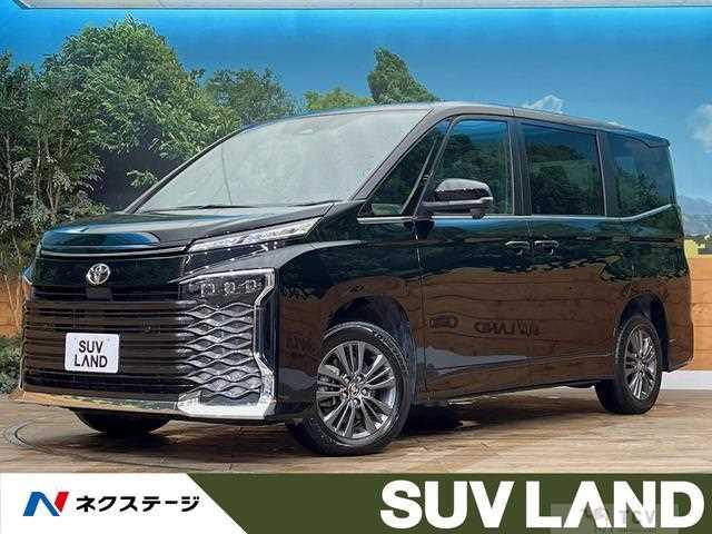 2025 Toyota Voxy
