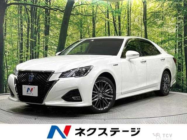 2016 Toyota Crown Hybrid