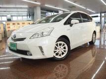 2012 Toyota PRIUS α