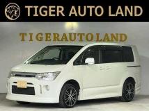 2007 Mitsubishi Delica D5