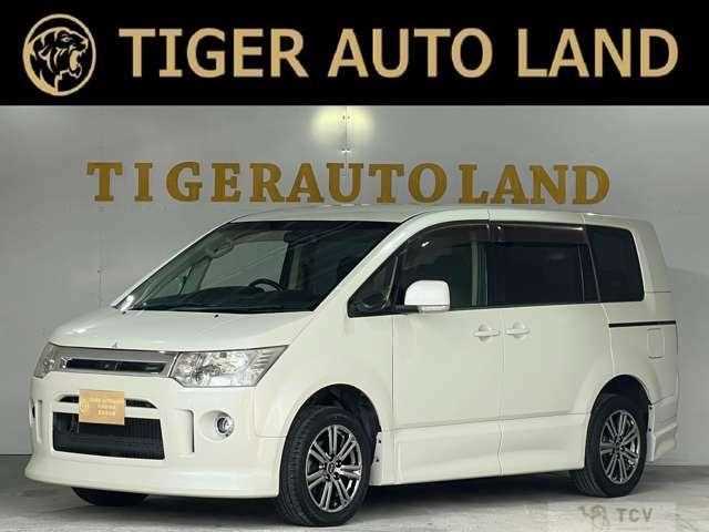 2008 Mitsubishi Delica D5