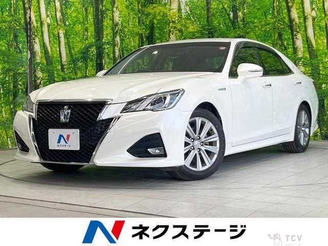 2016 Toyota Crown Hybrid