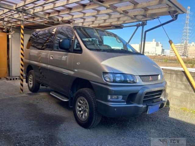 2002 Mitsubishi Delica Spacegear