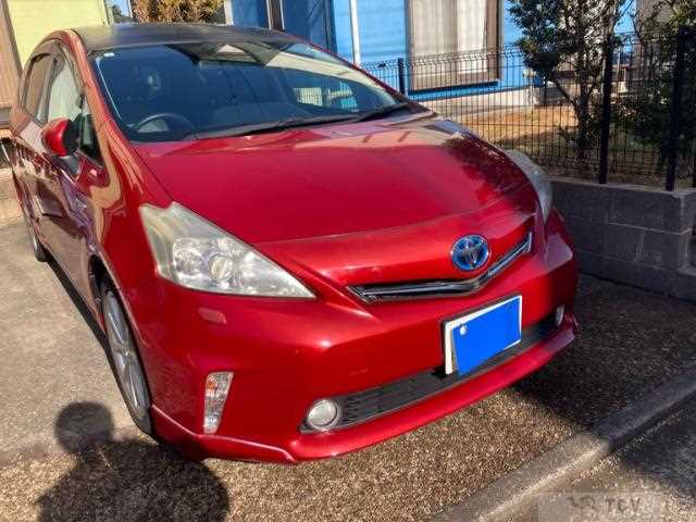 2013 Toyota PRIUS α