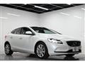 2018 Volvo V40