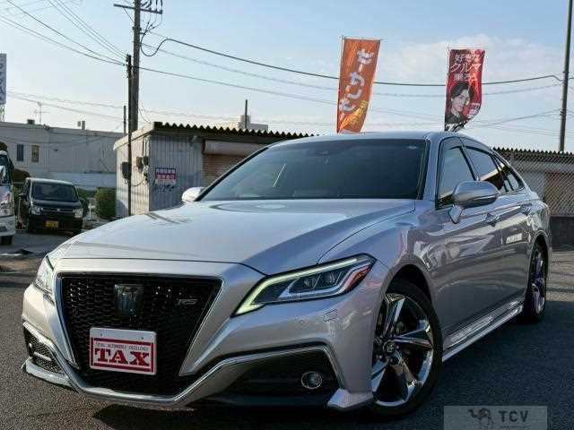 2018 Toyota Crown Hybrid