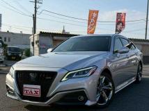 2018 Toyota Crown Hybrid