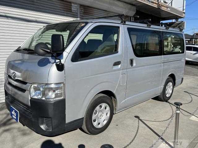 2014 Toyota Regiusace Van