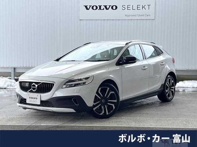 2017 Volvo V40