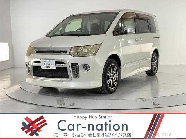 2012 Mitsubishi Delica D5