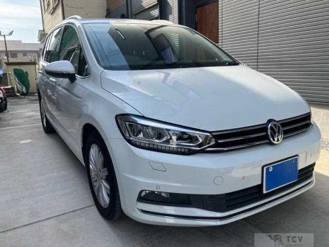 2018 Volkswagen Golf Touran