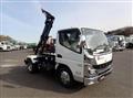 2024 Mitsubishi Fuso Canter