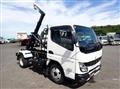 2025 Mitsubishi Fuso Canter