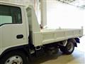 2016 Isuzu Elf Truck