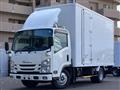 2020 Isuzu Elf Truck