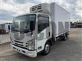 2020 Isuzu Elf Truck