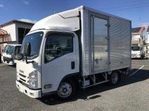 2020 Isuzu Elf Truck