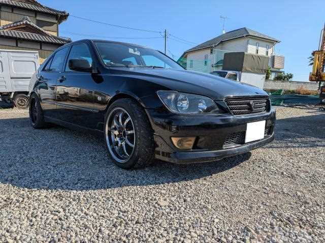 2001 Toyota Altezza