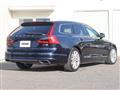 2018 Volvo V90
