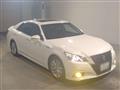 2014 Toyota Crown Hybrid