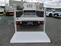 2015 Isuzu Elf Truck