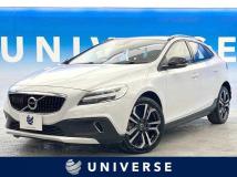 2017 Volvo V40