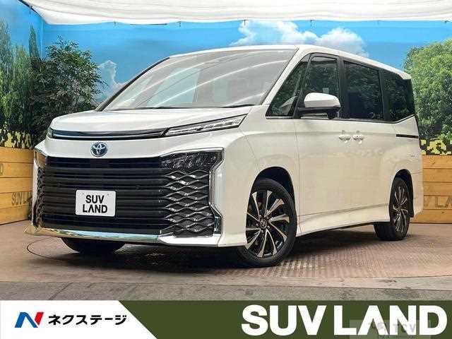2023 Toyota Voxy