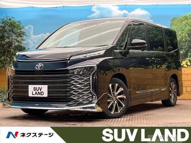 2023 Toyota Voxy