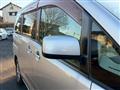 2006 Nissan Serena