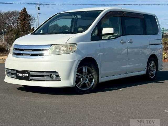 2005 Nissan Serena