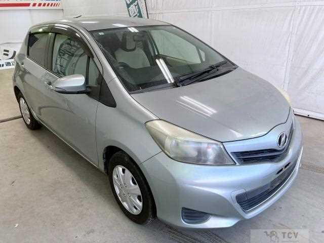 2011 Toyota Vitz