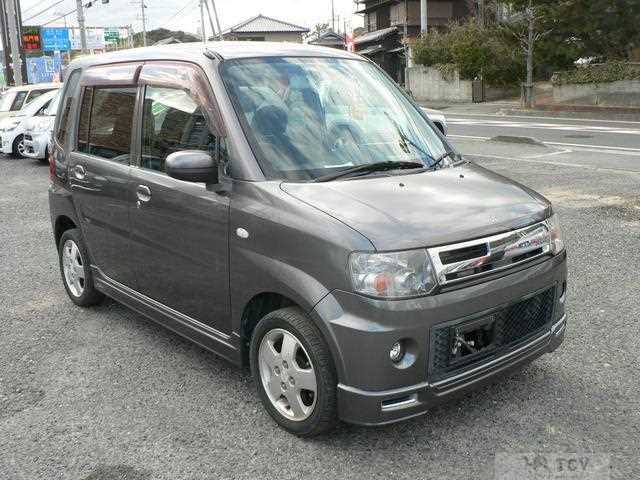 2009 Mitsubishi Toppo