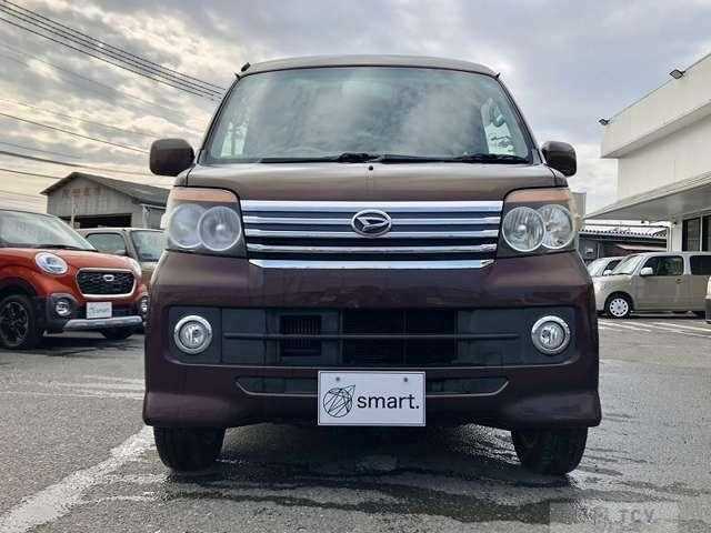 2011 Daihatsu Atrai Wagon