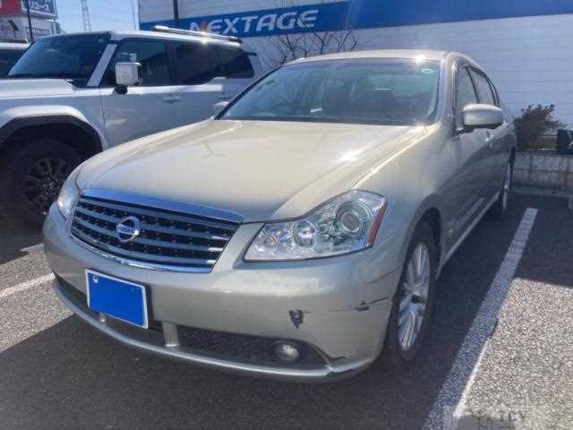 2004 Nissan Fuga