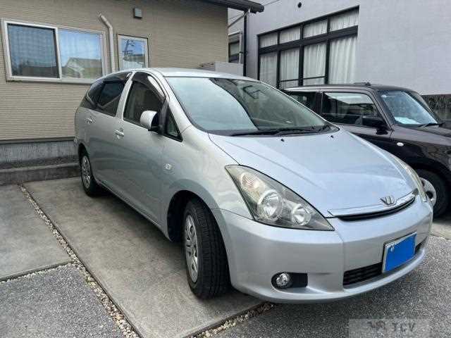 2005 Toyota Wish